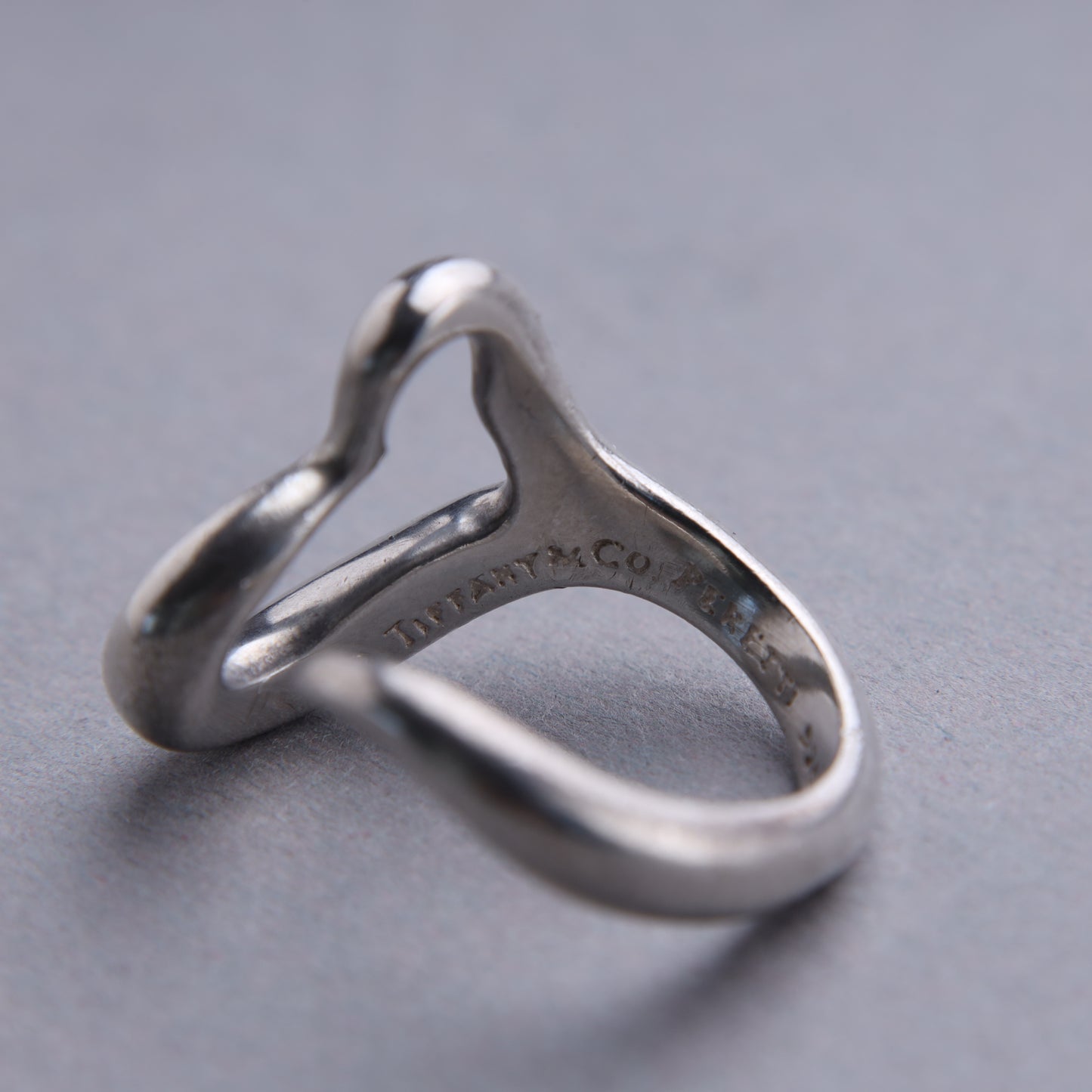 Tiffany & Co. / Open Heart Ring