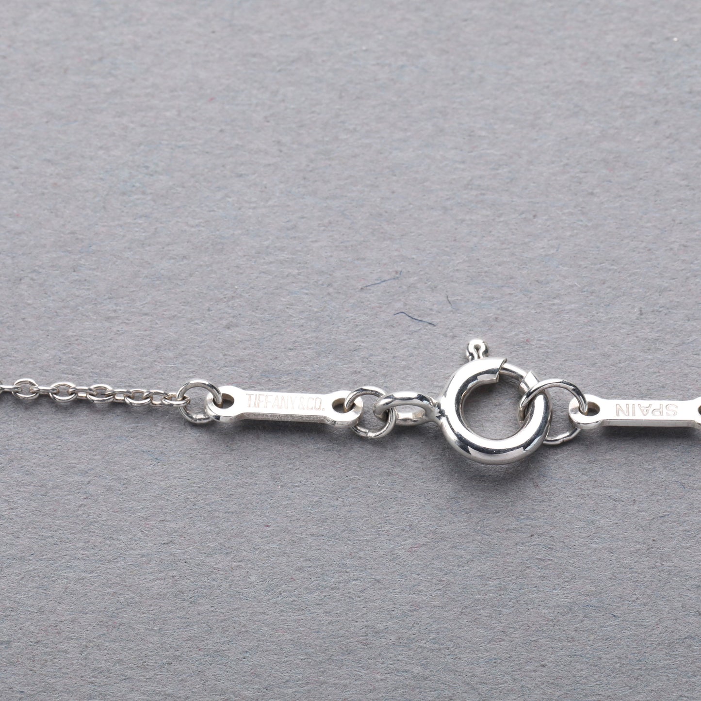 Tiffany & Co. / Open Apple Necklace
