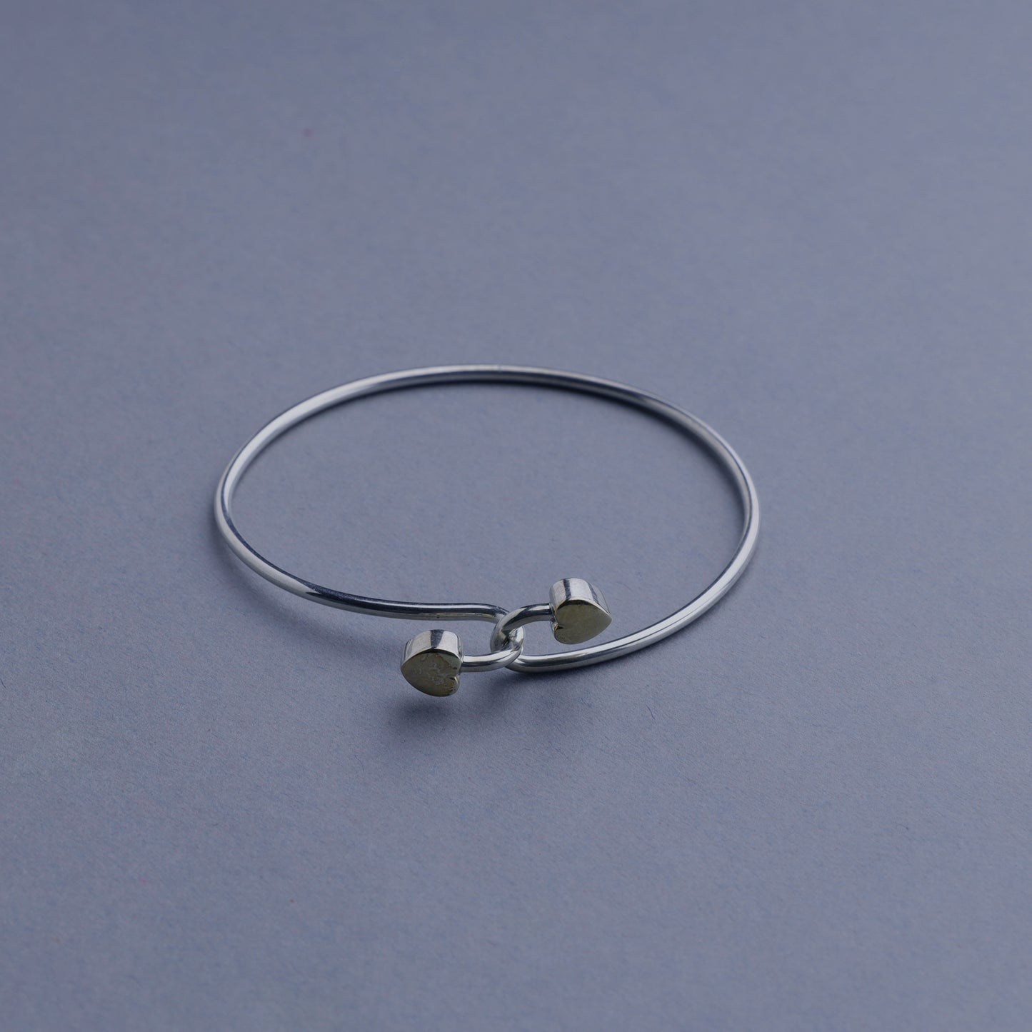 Tiffany & Co. / Double Heart Hook Bangle