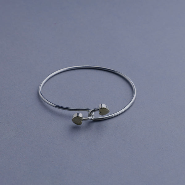 Tiffany & Co. / Double Heart Hook Bangle