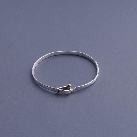 Tiffany & Co. / Hook & Eye Bangle