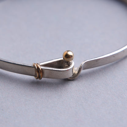 Tiffany & Co. / Hook & Eye Bangle