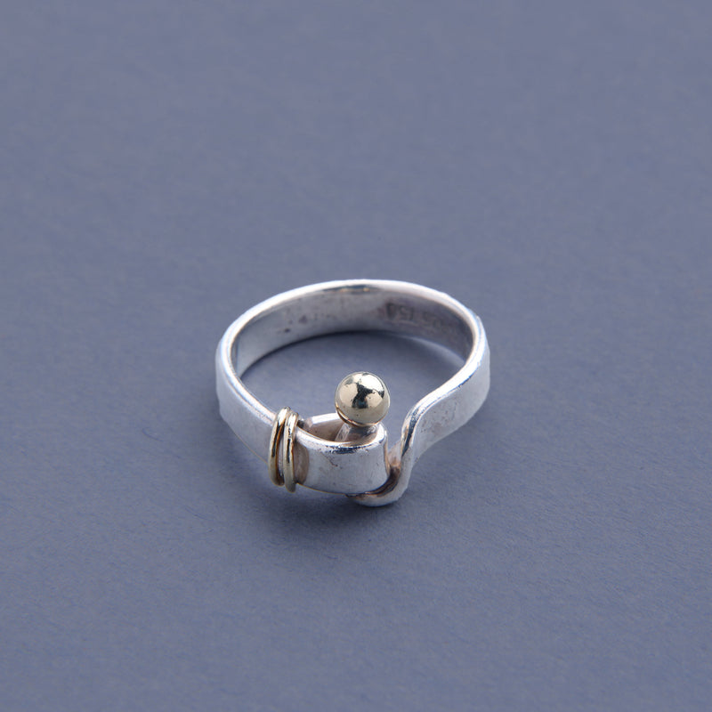 Tiffany & Co. / Hook & Eye Ring