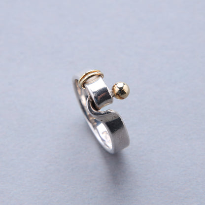 Tiffany & Co. / Hook & Eye Ring