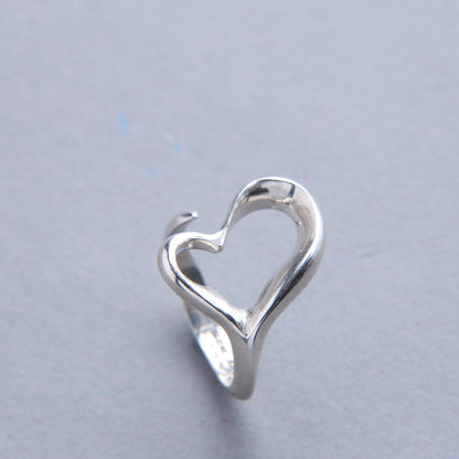Tiffany & Co. / Open Heart Ring