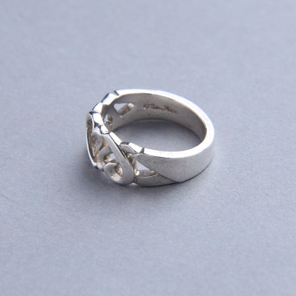 Tiffany & Co. / Triple Loving Heart Ring