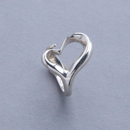 Tiffany & Co. / Open Heart Ring