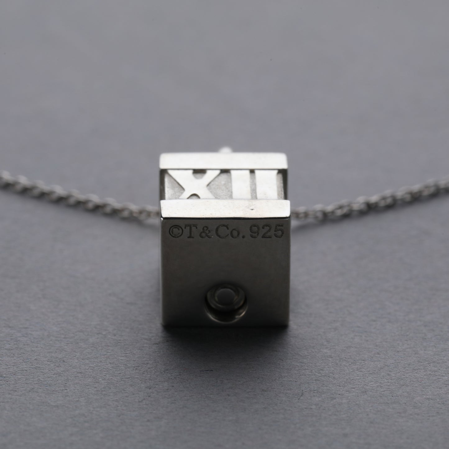 Tiffany & Co. / Atlas Cube Necklace