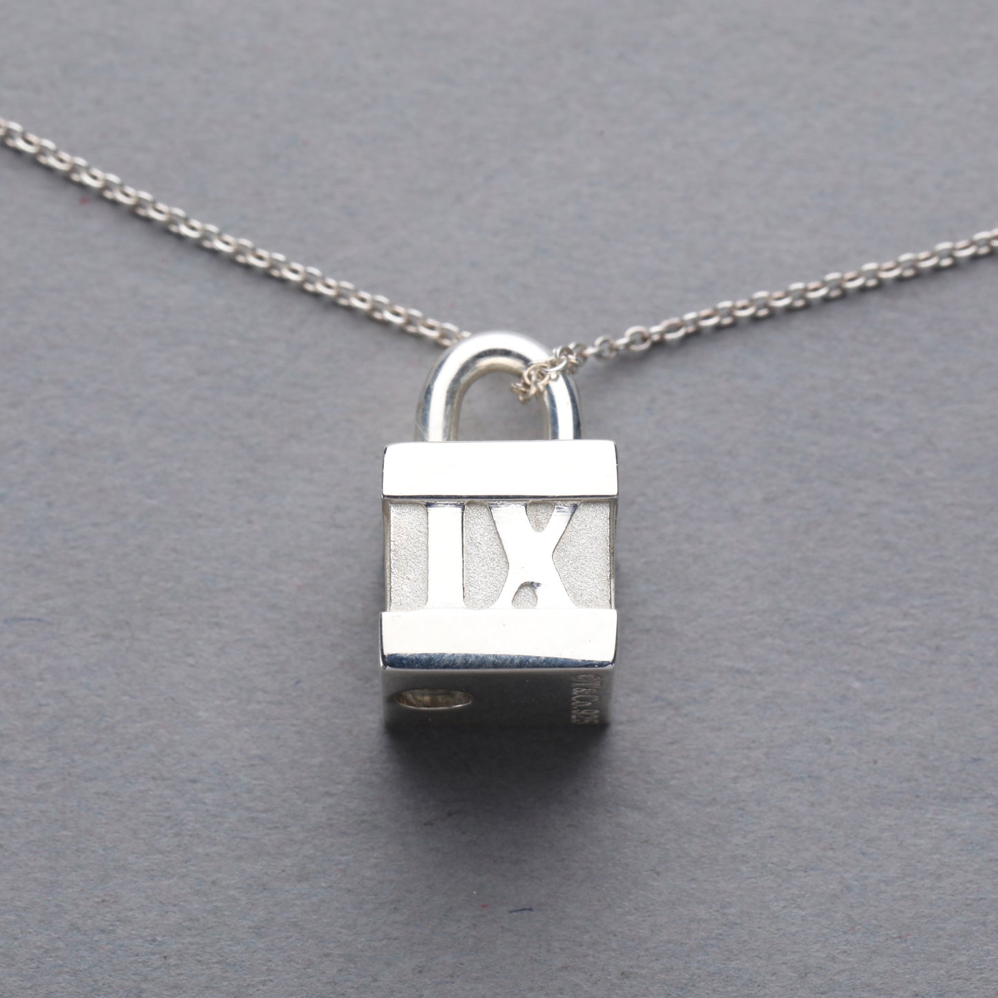 Tiffany & Co. / Atlas Cube Necklace