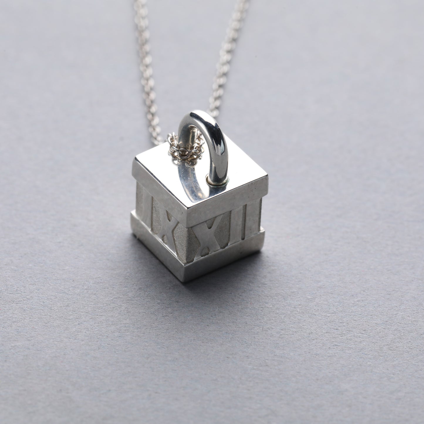 Tiffany & Co. / Atlas Cube Necklace