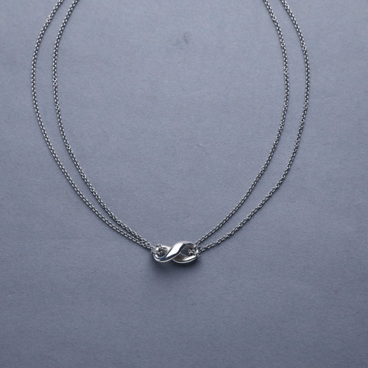 Tiffany & Co. / Infinity Necklace