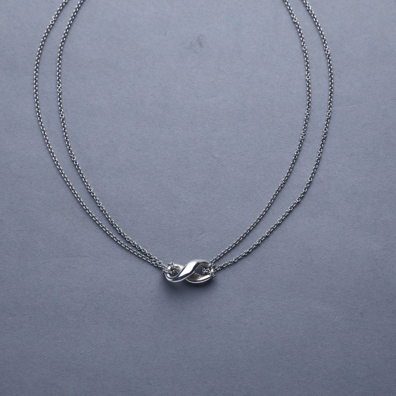 Tiffany & Co. / Infinity Necklace