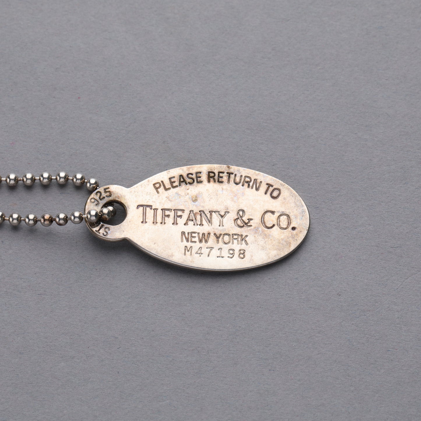 Tiffany & Co. / Return to Tiffany Oval Tag Necklace