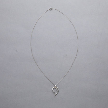 Tiffany & Co. / Leaf Pendant Necklace