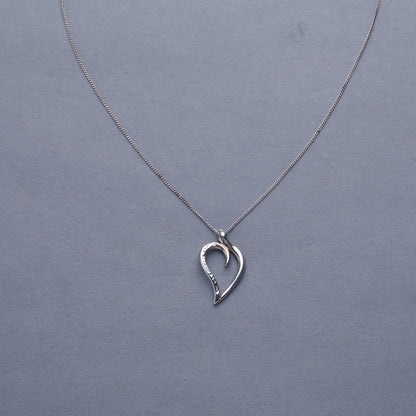 Tiffany & Co. / Leaf Pendant Necklace