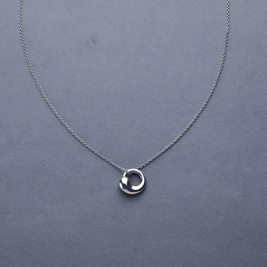 Tiffany & Co. / Eternal Circle Necklace
