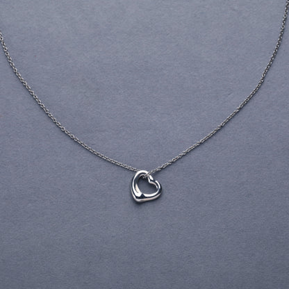 Tiffany & Co. / Open Heart Necklace S