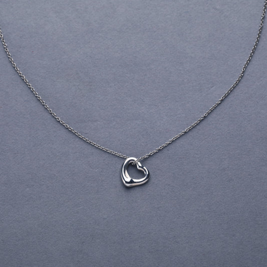 Tiffany & Co. / Open Heart Necklace S