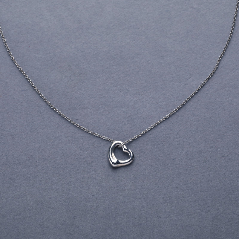 Tiffany & Co. / Open Heart Necklace S