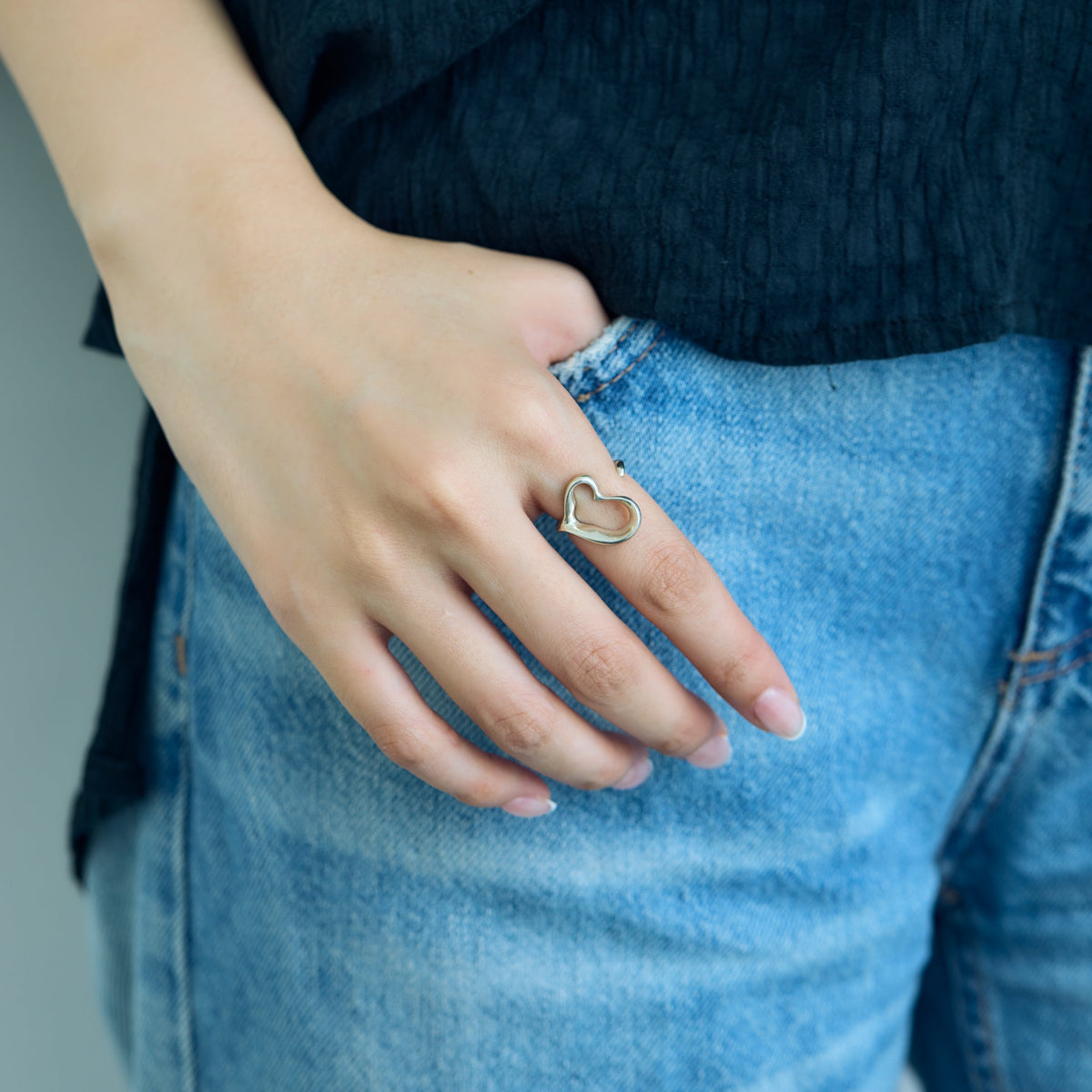 Tiffany & Co. / Open Heart Ring