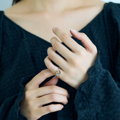 Tiffany & Co. / Heart & Ribbon Ring