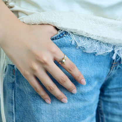 Tiffany & Co. / Hook & Eye Ring