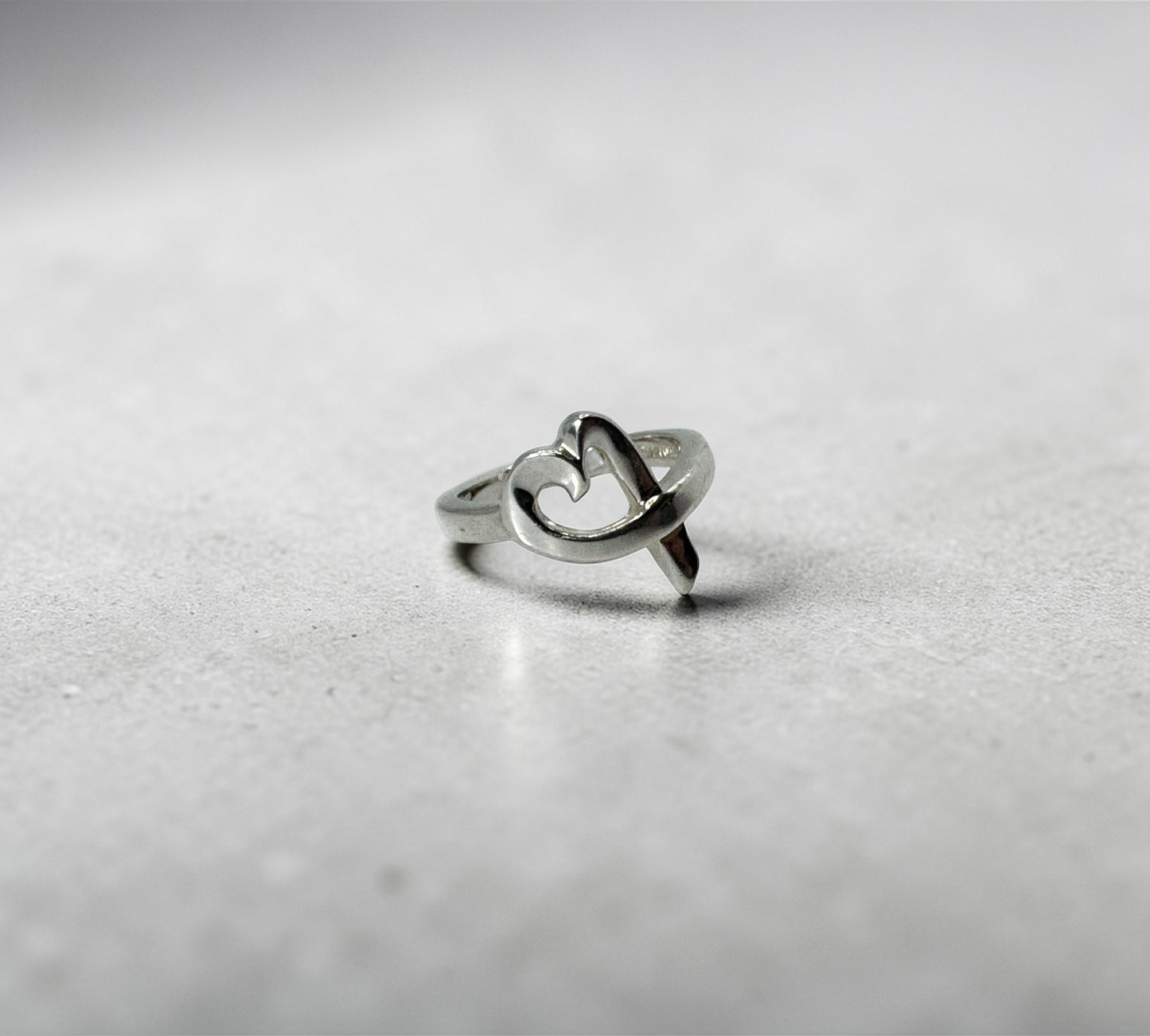Tiffany & Co. ヴィンテージ ラビングハート リング シルバー925 10号 パロマ・ピカソ