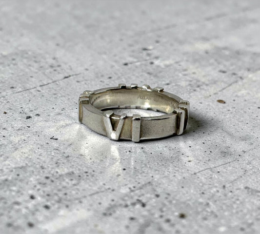 Tiffany & Co. ヴィンテージ アトラス オープン リング シルバー925 11号 ローマ数字 透かし彫り