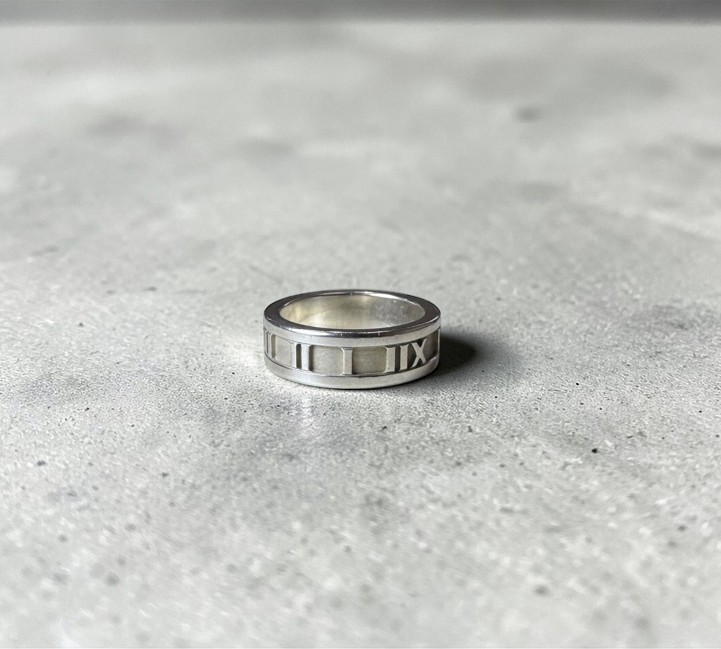 Tiffany & Co. ヴィンテージ アトラス リング シルバー925 11号 ローマ数字