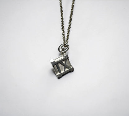 Tiffany & Co. ヴィンテージ アトラス キューブ ネックレス シルバー925 ローマ数字