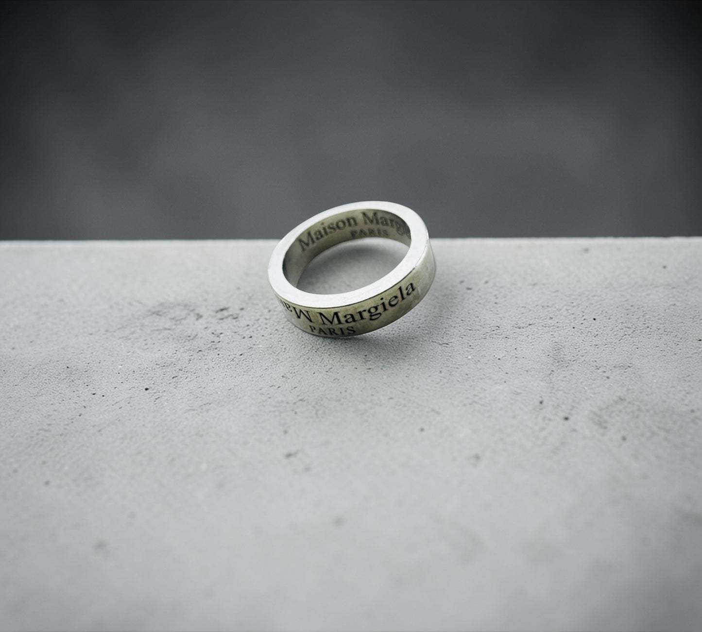 Maison Margiela Logo Engraved Band Ring メゾン マルジェラ ロゴ ワイド バンド リング シルバー925 9号