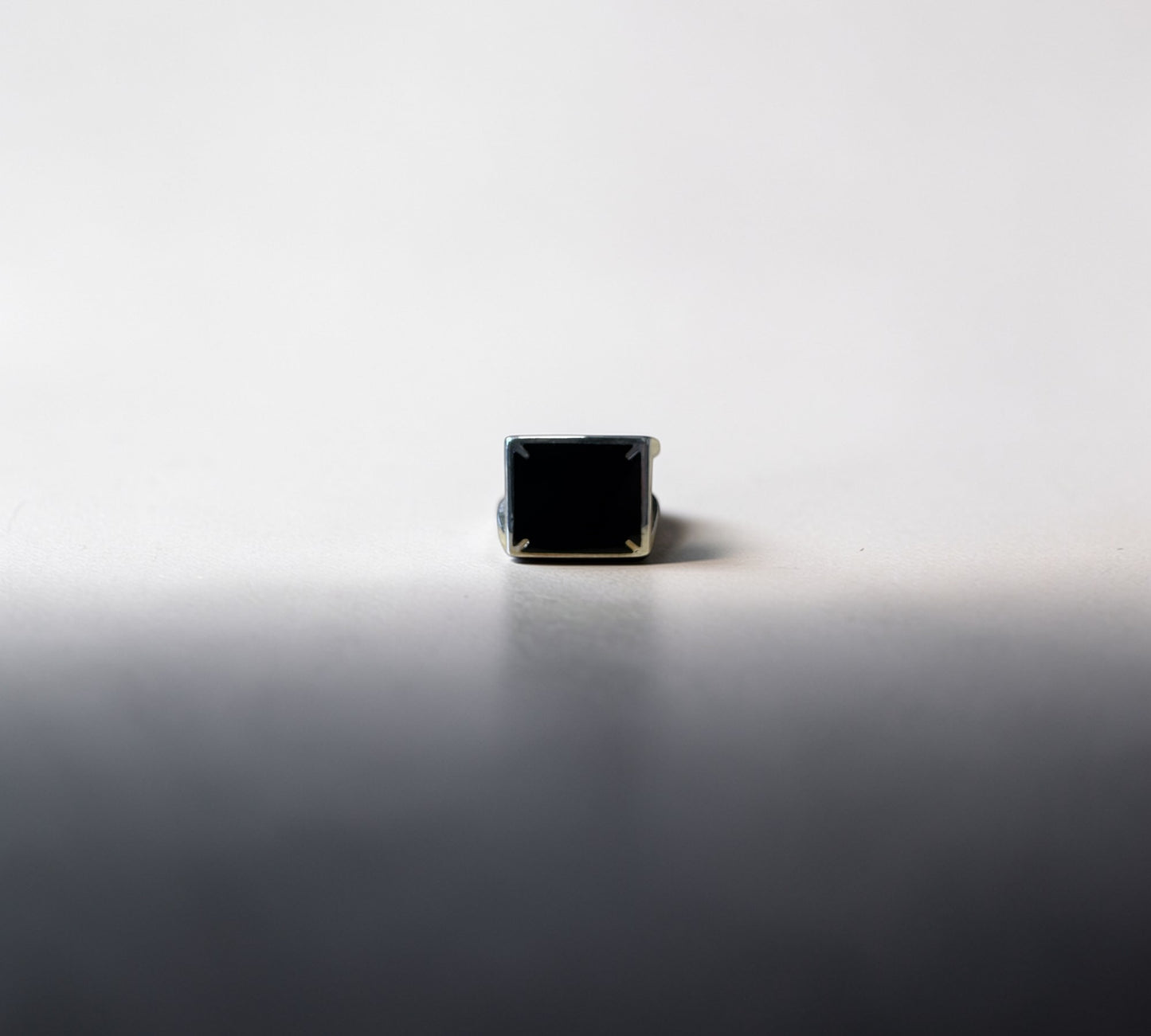 Maison Margiela Black Epoxy Resin Signet Ring メゾン マルジェラ ブラック エポキシレジン シグネット リング シルバー925 12号