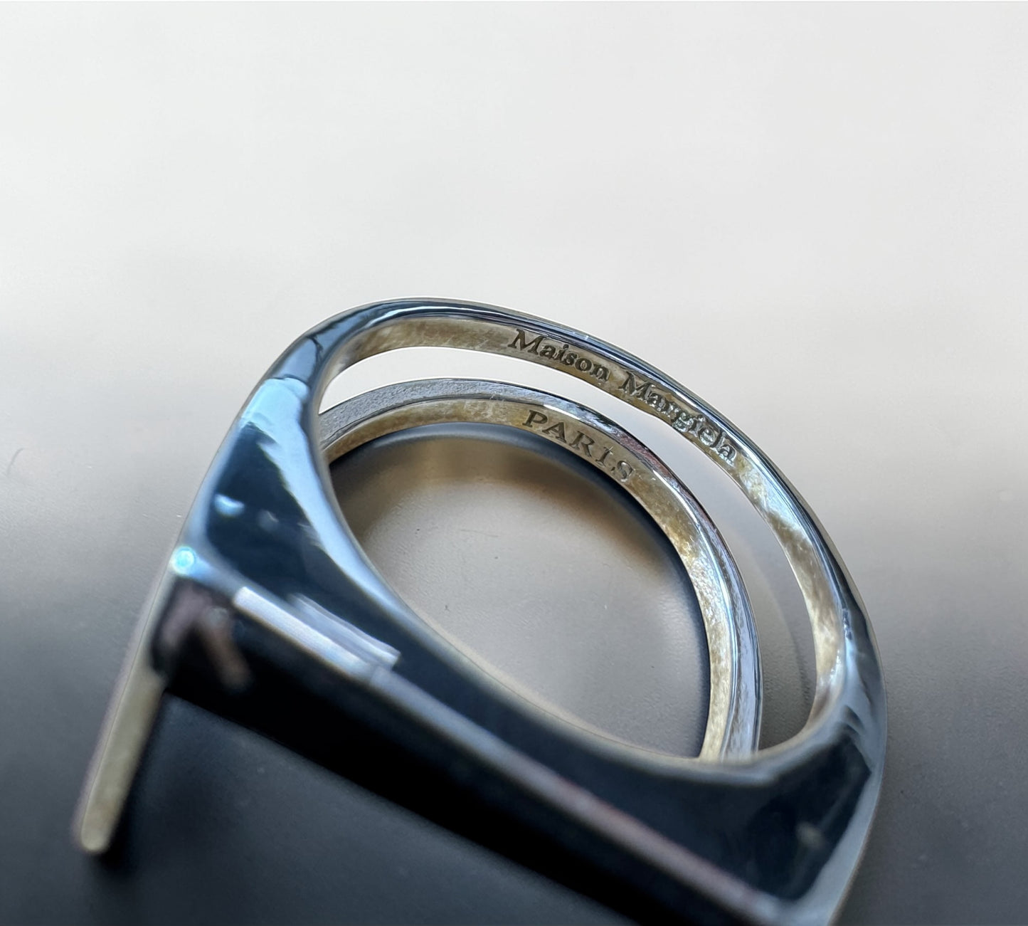 Maison Margiela Black Epoxy Resin Signet Ring メゾン マルジェラ ブラック エポキシレジン シグネット リング シルバー925 12号