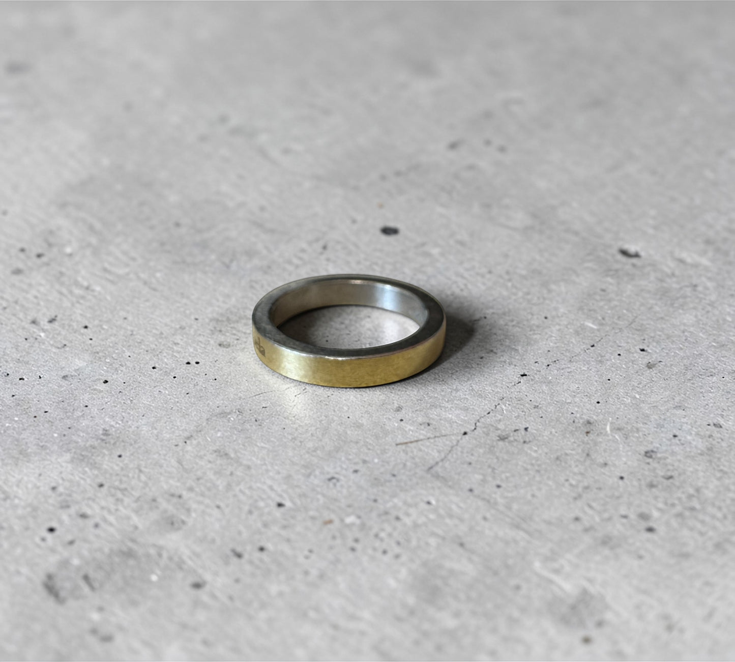 Maison Margiela Gold-Plated Logo Engraved Ring メゾン マルジェラ ゴールド ロゴ エングレーブ リング 8号