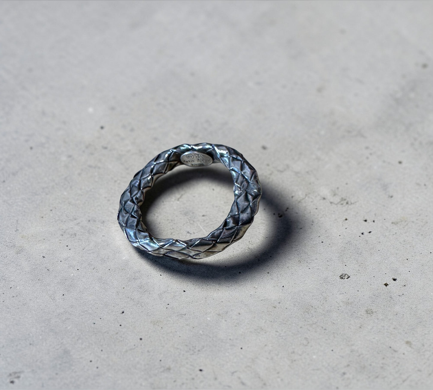 Bottega Veneta Intrecciato Sculpted Band Ring ボッテガ・ヴェネタ イントレチャート スカルプテッド バンド リング シルバー925 13号