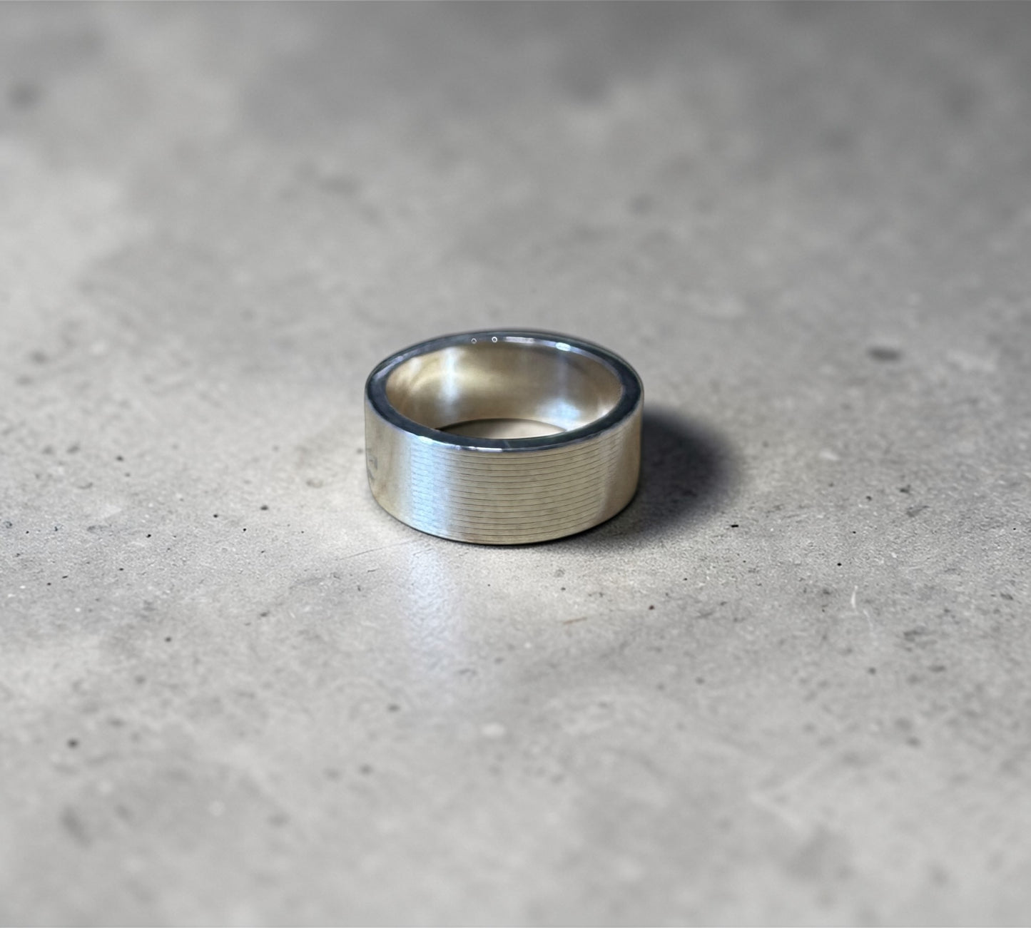 Gucci Trademark Wide Band Ring グッチ トレードマーク ワイド バンド ロゴ リング シルバー925 19号