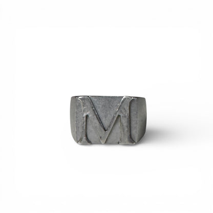 Maison Margiela M Logo Engraved Signet Ring メゾン マルジェラ Mロゴ ビッグフェイス シグネット リング シルバー925 16号